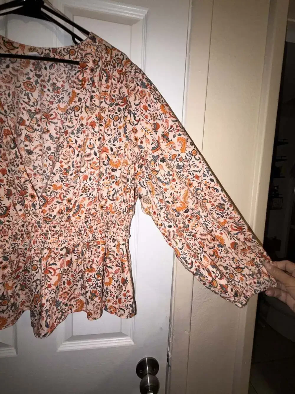 Old Navy Puff-Sleeve Floral Smocked Peplum Blouse SOU 1145-F
